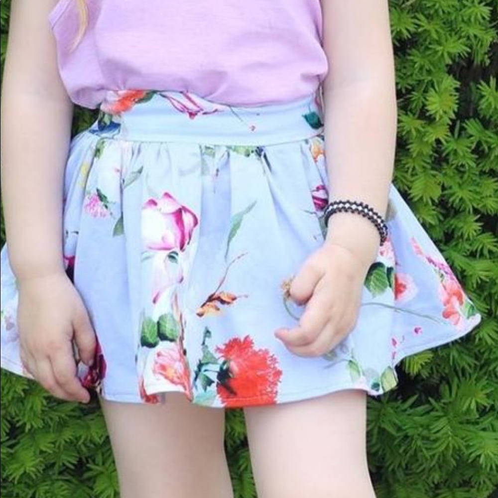 Skirt - Picture 2 of 3